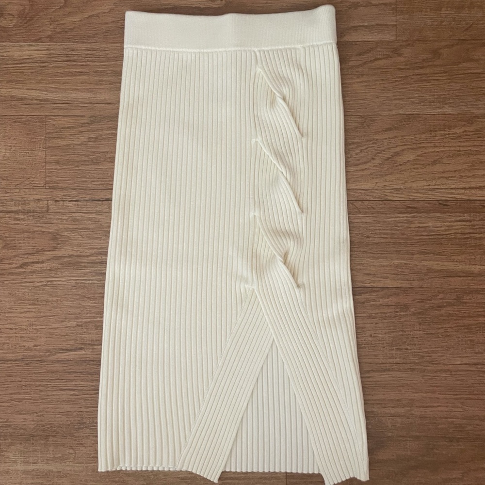 Maeve by Anthropologie Ivory Ribbed Slit Skirt